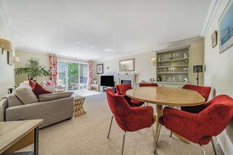 2 bedroom apartment to rent, Wimbledon Hill Road Wimbledon SW19