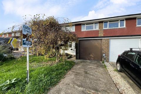 4 bedroom semi-detached house for sale, Howard Road, Horsham, West Sussex