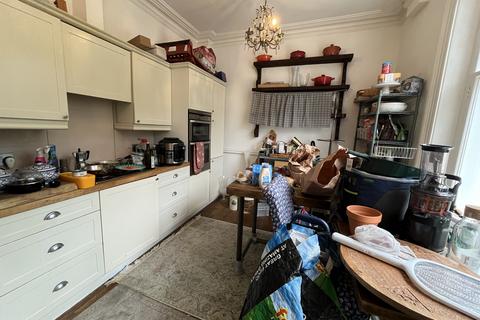 2 bedroom flat for sale, The Clockhouse, Forty Hill EN2