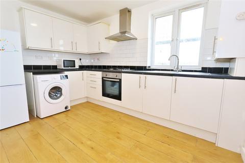 2 bedroom penthouse to rent, Chapel Street, Woking, Surrey, GU21