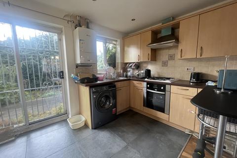 5 Foxham Drive, Salford, M7 4ZP