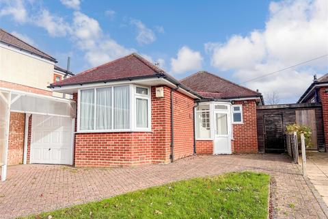 2 bedroom detached bungalow for sale, Tandridge Gardens, South Croydon, Surrey