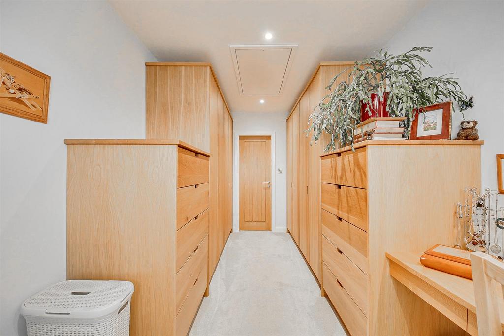 Walk in Wardrobe