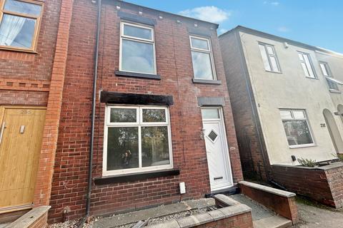 3 bedroom end of terrace house to rent, Church Street, Westhoughton, BL5