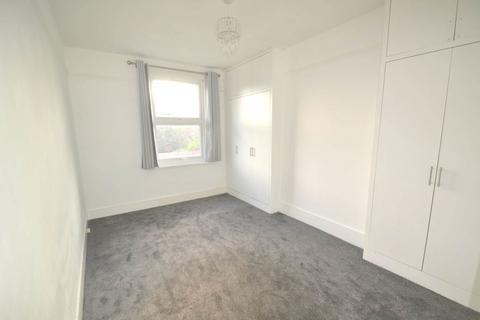 2 bedroom semi-detached house to rent, Warrington Road, Harrow