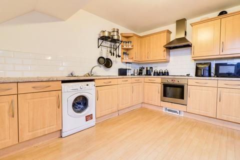 3 bedroom duplex for sale, Waters Walk, Bradford, West Yorkshire, BD10