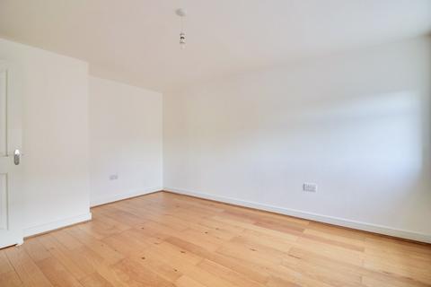 3h Waters Walk, Bradford, BD10 0LZ