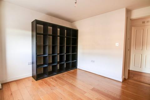 3h Waters Walk, Bradford, BD10 0LZ