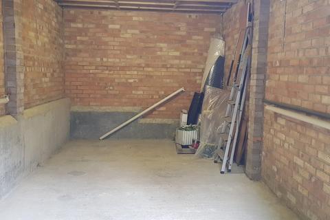 Garage to rent, Elstree House, Dennis Lane, Stanmore, Greater London, HA7