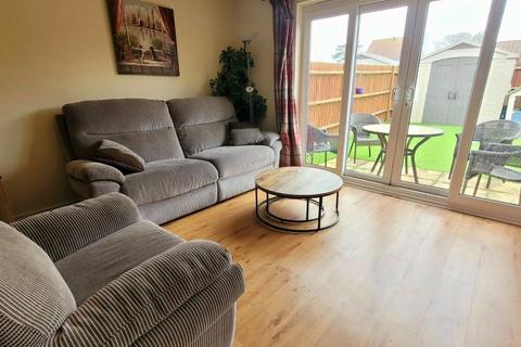 4 bedroom end of terrace house for sale, Eagle Way, Bracknell, RG12