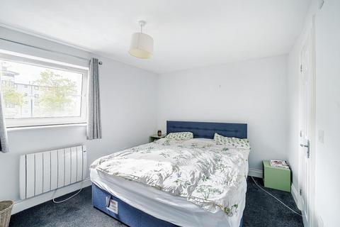 2 bedroom flat for sale, Old Town,  Swindon,  Wiltshire,  SN1