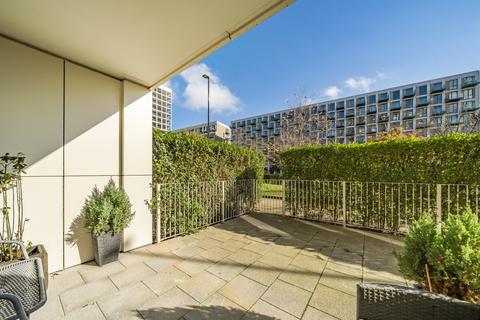 2 bedroom flat for sale, Royal Crest Avenue London E16