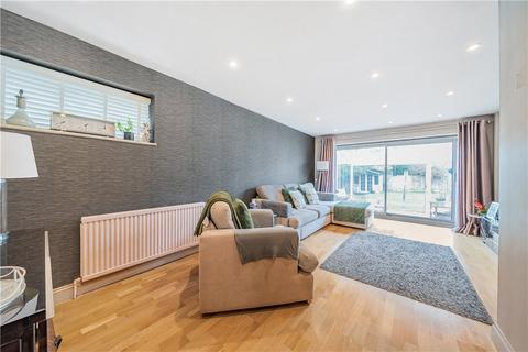 4 bedroom detached house for sale, Meadowbank, Watford, Hertfordshire