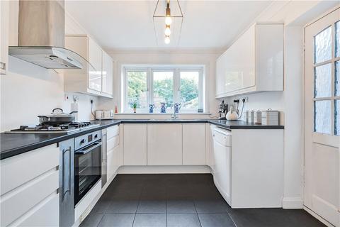 4 bedroom detached house for sale, Meadowbank, Watford, Hertfordshire