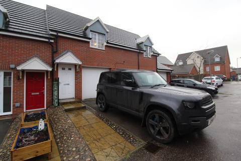 2 bedroom coach house to rent, Curlew Close, Stowmarket IP14