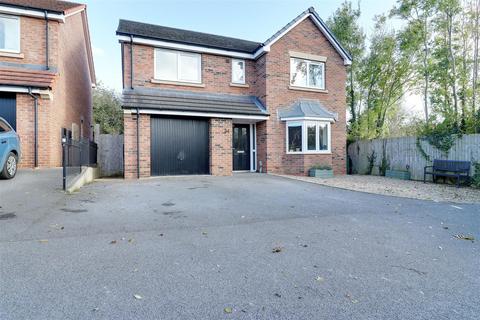 4 bedroom detached house for sale, Wilson Close, North Ferriby