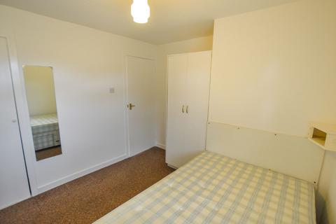 Flat A, 4 Braefoot, Girdle Toll, Irvine, KA11 1BY
