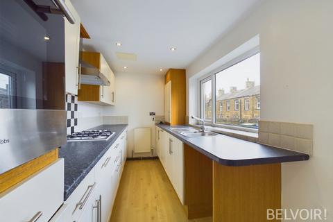 3 bedroom end of terrace house to rent, Castle Street, Skipton, BD23