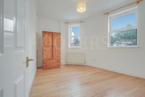 6 bedroom flat for sale, Neasden Lane, London, NW10