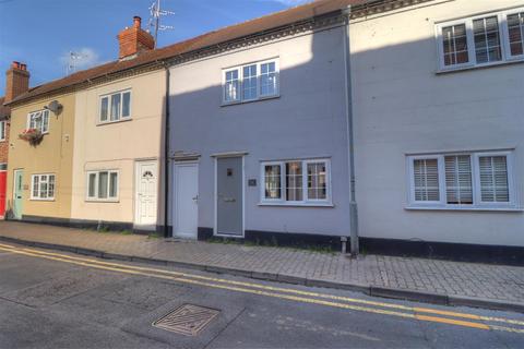 2 bedroom terraced house to rent, Church Street, Pershore