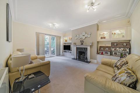 2 bedroom apartment for sale, The Chantries, 18 Uxbridge Road, Stanmore, HA7