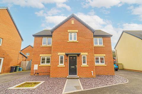 4 bedroom detached house for sale, Foil Close, Rogerstone, NP10