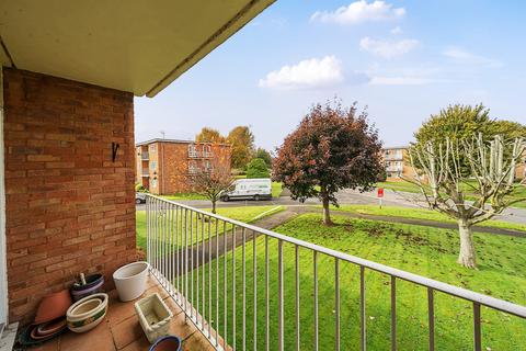 2 bedroom apartment for sale, Haseley Court, Ferndown Close