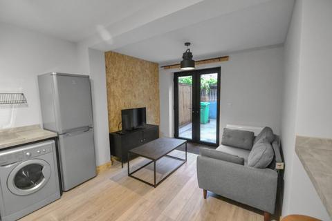1 bedroom flat to rent, Denman Street, Nottingham NG7