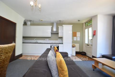 2 bedroom flat to rent, Brookfield Place, Headingley LS6