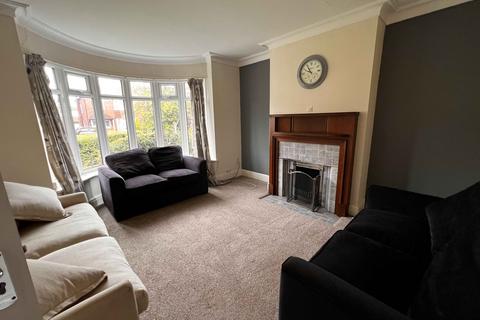 5 bedroom semi-detached house to rent, Becketts Park Crescent, Headingley LS6