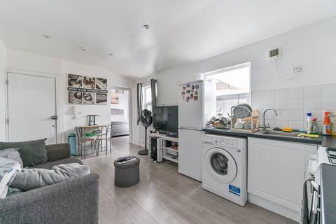 1 bedroom flat for sale, Canterbury Road, Croydon, CR0