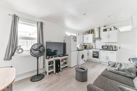 1 bedroom flat for sale, Canterbury Road, Croydon, CR0