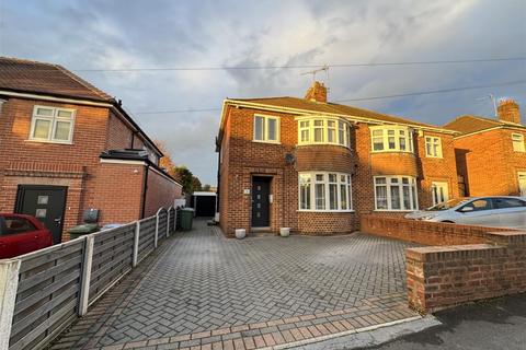 3 bedroom semi-detached house for sale, Wingfield Avenue, Worksop S81