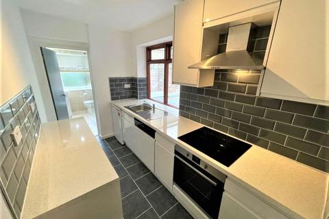 4 bedroom terraced house for sale, Queens Road, Hampshire PO12