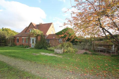 3 bedroom cottage for sale, Legsby Road, Market Rasen LN8