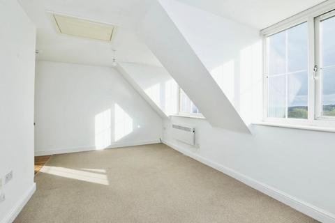 2 bedroom flat for sale, Valley House, Woodhouse Road, Intake, Sheffield, S12 2AZ