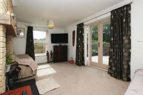 3 bedroom detached house for sale, Market Place, Whittlesey, Peterborough, Cambridgeshire, PE7 1AB