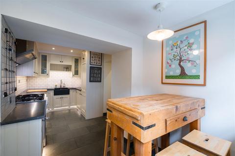 Flat 1, Oakfield Mansions, 6 - 10 Oakfield Grove, Bristol, BS8 2BN
