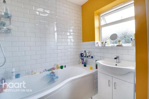 49 Manners Way, Southend-on-sea, SS2 6QW