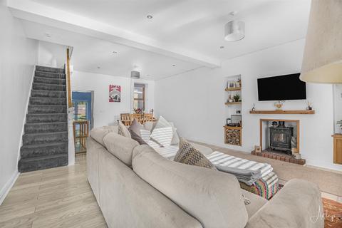 353 Heol Las Close, Birchgrove, Swansea, SA7 9DP