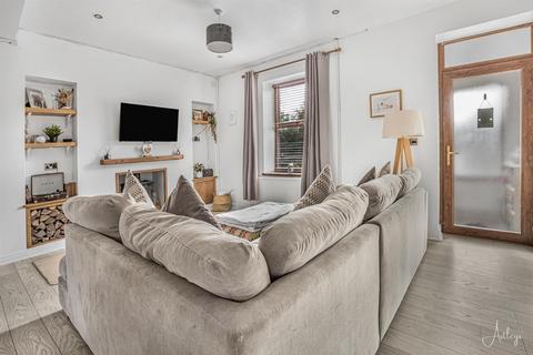 353 Heol Las Close, Birchgrove, Swansea, SA7 9DP