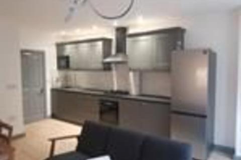 4 bedroom terraced house to rent, Coventry CV1