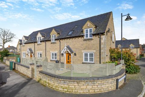 3 bedroom end of terrace house for sale, St Dunstan Court, Calne