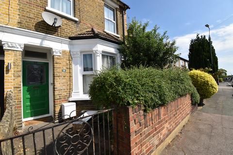 1 bedroom in a house share to rent, Milton Road Belvedere DA17