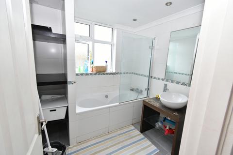 3 bedroom semi-detached house to rent, South Harrow, HA2