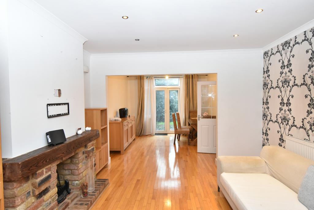 Semi-Detached 3 Bedroom For Rent - South Harrow H