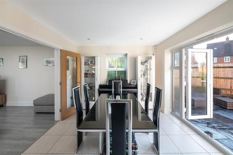 4 bedroom detached house for sale, Thomas Waters Way, Horley