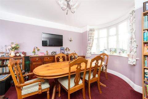 4 bedroom bungalow for sale, Wolverton Road, Newport Pagnell, Buckinghamshire, MK16