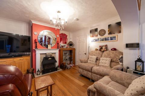 2 bedroom detached bungalow for sale, Lees Road, Brabourne Lees, Ashford