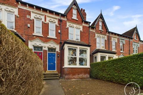 6 Avenue Hill, Leeds, LS8 4EY